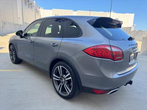 2011 Porsche Cayenne S