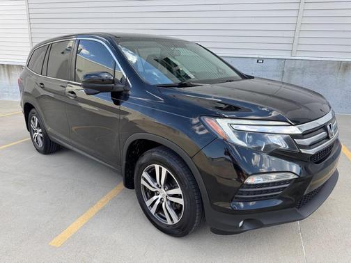 BLACK 2017 Honda Pilot EX-L