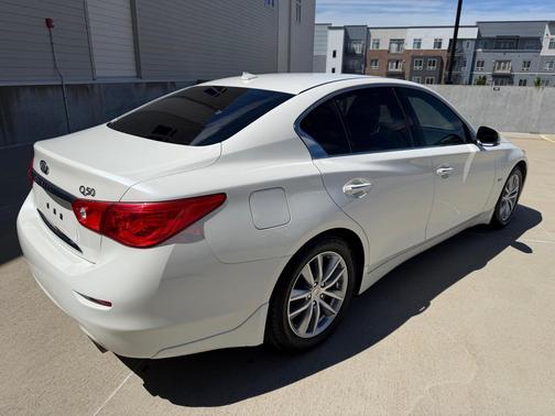 Majestic White 2016 INFINITI Q50 3.0T Premium