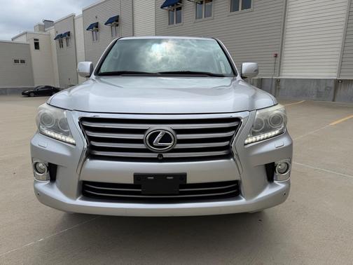 Mercury Metallic 2013 Lexus LX 570 Base