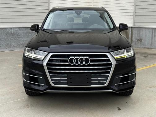 2019 Audi Q7 55 Premium Plus