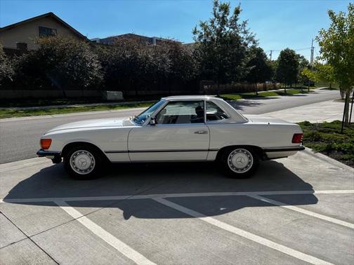1985 Mercedes-Benz 280SL ROADSTER