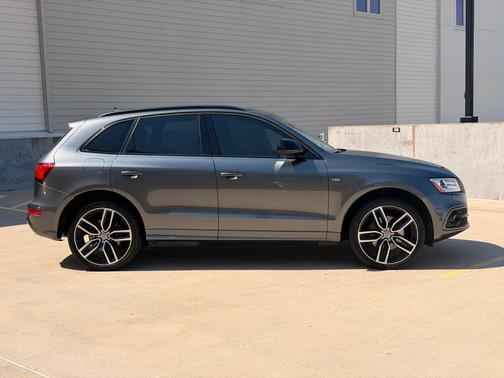 GRAY 2016 Audi Q5 3.0T Premium Plus
