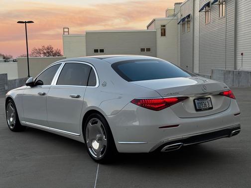 2024 Mercedes-Benz Maybach S 580 4MATIC