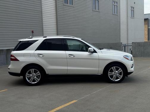 2015 Mercedes-Benz M-Class 4MATIC