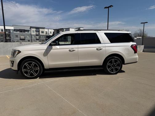 White Platinum Metallic Tri-Coat 2019 Ford Expedition Max Limited