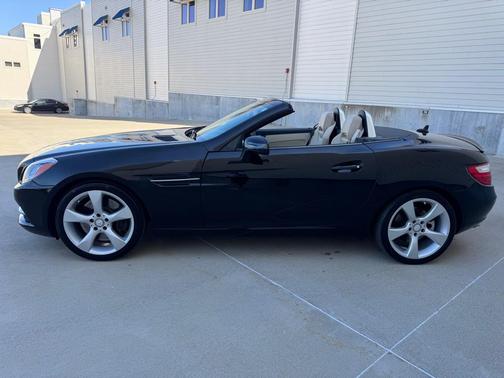 BLACK 2012 Mercedes-Benz SLK-Class SLK350