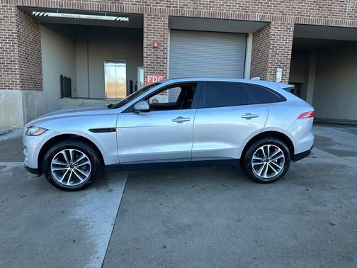2019 Jaguar F-PACE 25t Premium