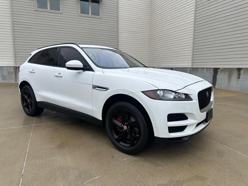 2017 Jaguar F-PACE 35t Premium