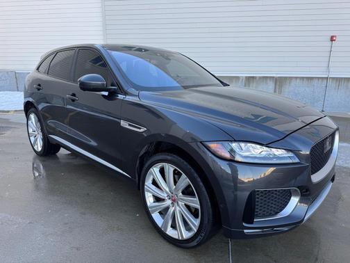 2017 Jaguar F-PACE S