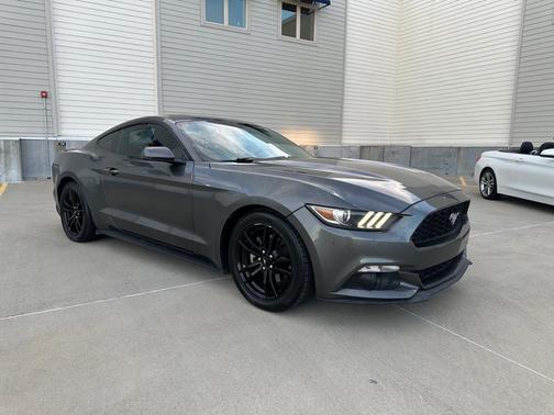 2015 Ford Mustang EcoBoost Premium