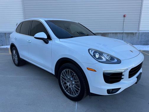 2015 Porsche Cayenne Cayenne