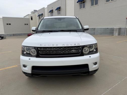 Fuji White 2013 Land Rover Range Rover Sport HSE