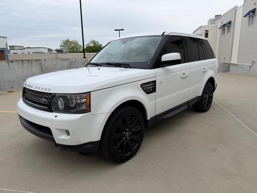 Fuji White 2013 Land Rover Range Rover Sport HSE