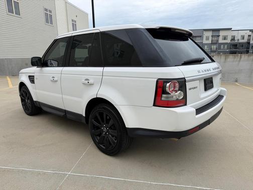 Fuji White 2013 Land Rover Range Rover Sport HSE