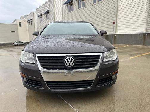 2010 Volkswagen Passat Komfort