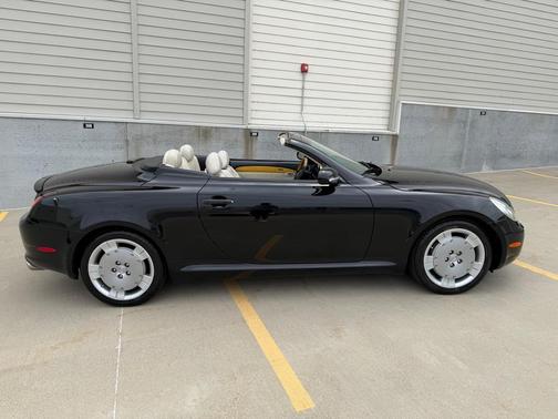 Black Onyx 2002 Lexus SC 430 Base