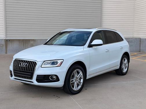 2015 Audi Q5 2.0T Premium Plus
