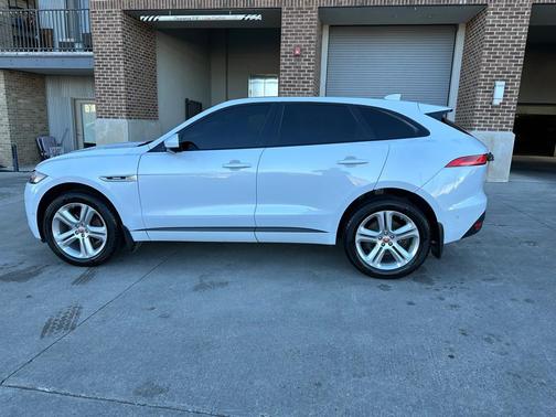 2017 Jaguar F-PACE 20d R-Sport