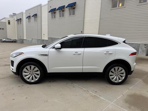 2018 Jaguar E-PACE SE