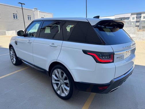 WHITE 2019 Land Rover Range Rover Sport HSE