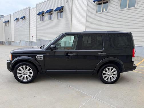 BLACK 2013 Land Rover LR4 Base