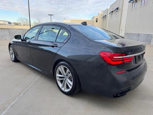 2017 BMW ALPINA B7 XI