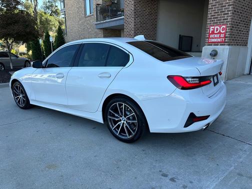 2019 BMW 330 xDrive
