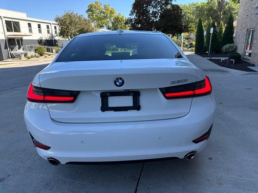 2019 BMW 330 xDrive