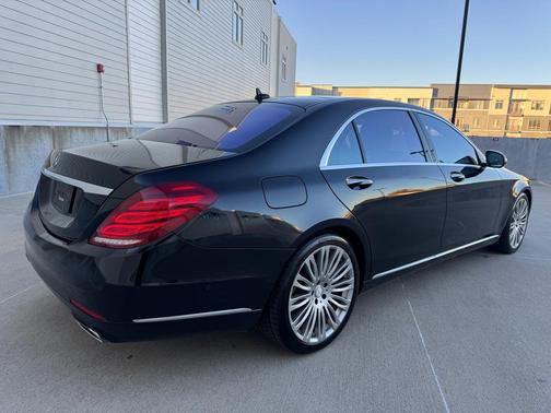 2015 Mercedes-Benz S-Class S550