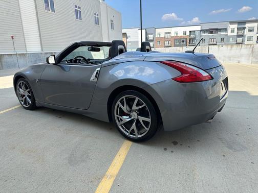 2016 Nissan 370Z Base