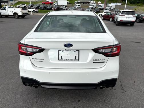 2024 Subaru Legacy Touring XT