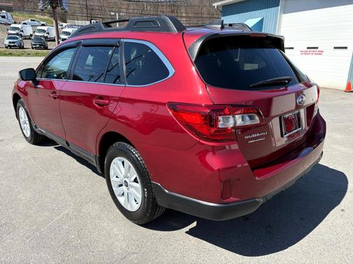 2017 Subaru Outback 2.5i Premium