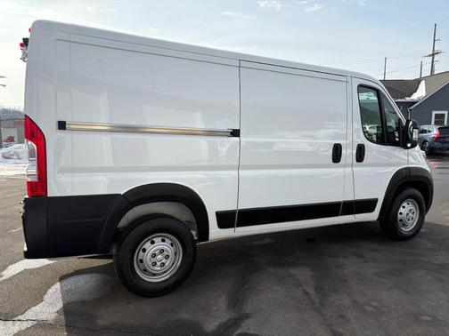 2023 RAM ProMaster 2500 Base