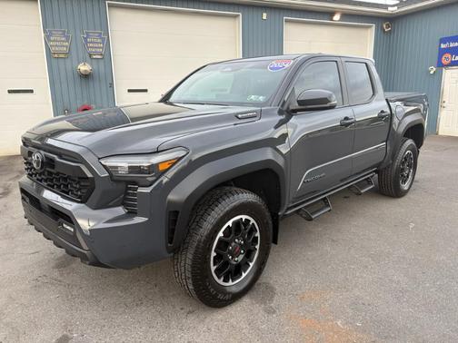 2024 Toyota Tacoma Hybrid TRD 5' BED NATL