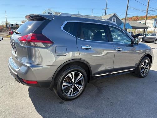 2018 Nissan Rogue SL