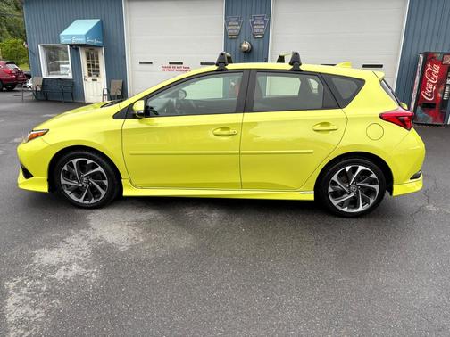 2018 Toyota Corolla iM Base