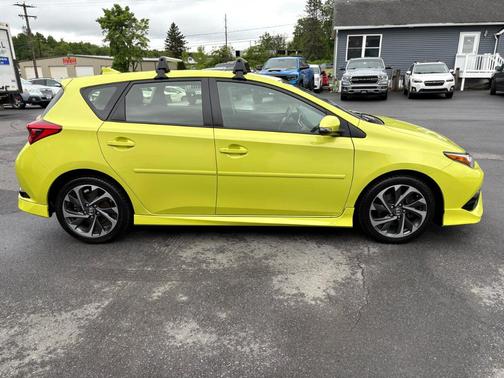 2018 Toyota Corolla iM Base