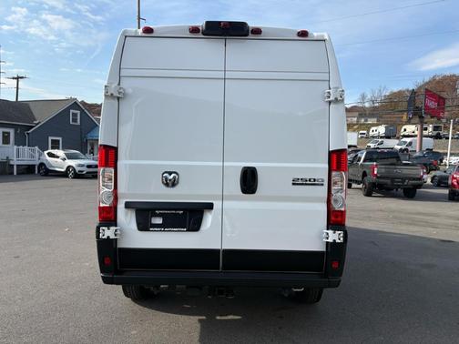2024 RAM ProMaster 2500 High Roof