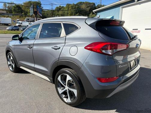 2018 Hyundai TUCSON Sport