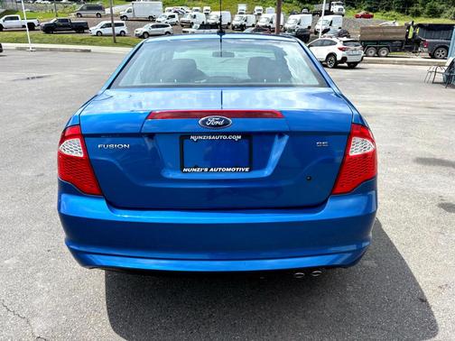 2012 Ford Fusion SE