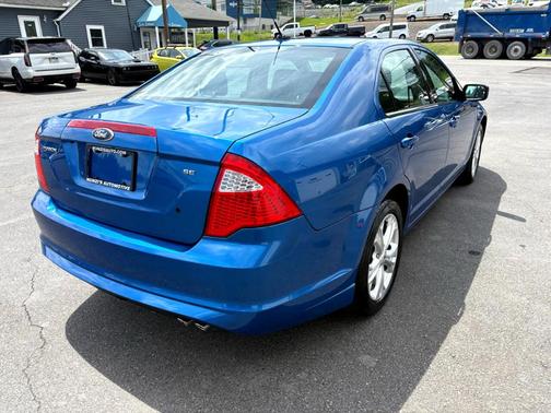 2012 Ford Fusion SE