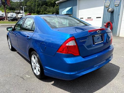 2012 Ford Fusion SE