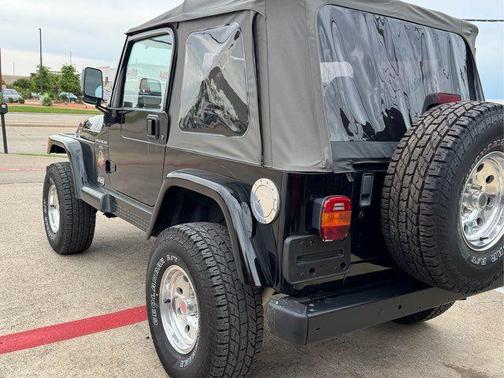 1999 Jeep Wrangler Sahara