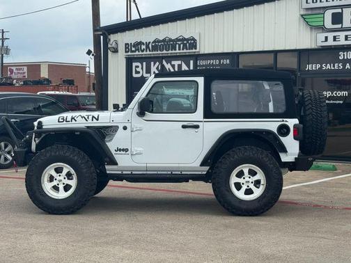 2024 Jeep Wrangler Sport