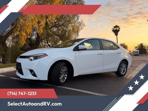 Super White 2015 Toyota Corolla L Sedan