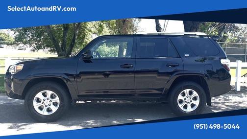 Midnight Black Metallic 2016 Toyota 4Runner SR5 SUV