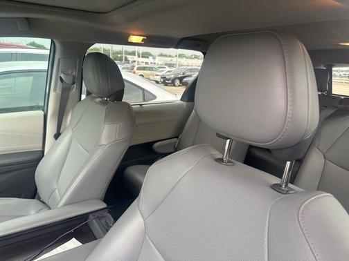 2022 Toyota Sienna XLE 8 Passenger