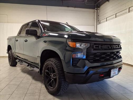 2025 Chevrolet Silverado 1500 Custom Trail Boss