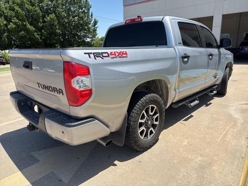 2020 Toyota Tundra SR5